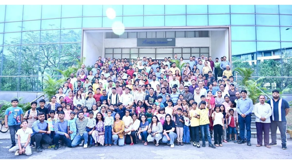 On International Day of Families, Vedanta Aluminium welcomes employees’ parents to its mega aluminium plant
