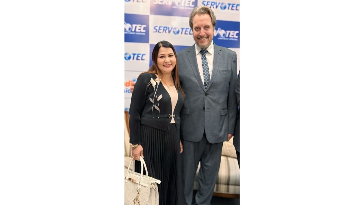 Bollywood Producer Chanda Patel Becomes First Indian Producer to Meet Errol Musk in Delhi