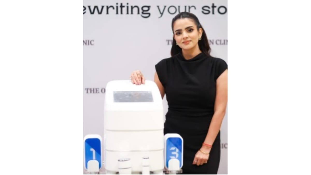 Dr. Khushboo Jha Unveils ARTIQA at a Grand Afternoon Launch in Faridabad