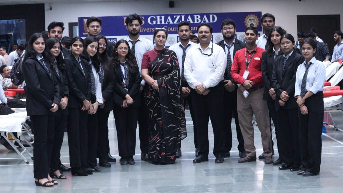 IMS Ghaziabad (University Courses Campus) Organized Blood Donation Camp 2025 with Rotary Clubs