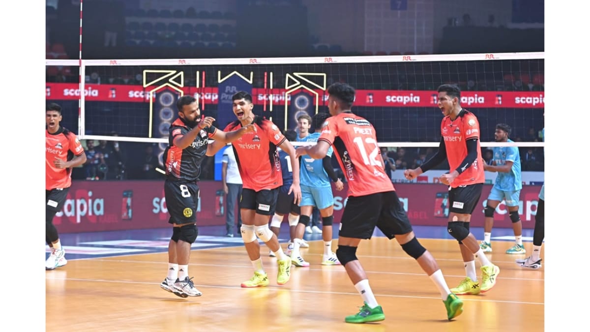 PVL 2025: Hyderabad Black Hawks Outshine Goa Guardians with a 3–1 Triumph